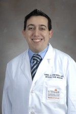 Dr. Daniel Contreras