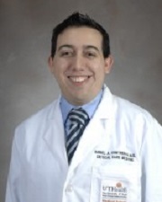 Dr. Daniel Contreras