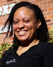headshot of dr. Dominique diggs for faculty roster page.