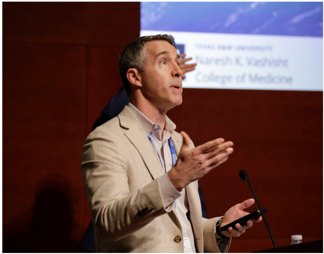 kris Lehnhardt at space conference
