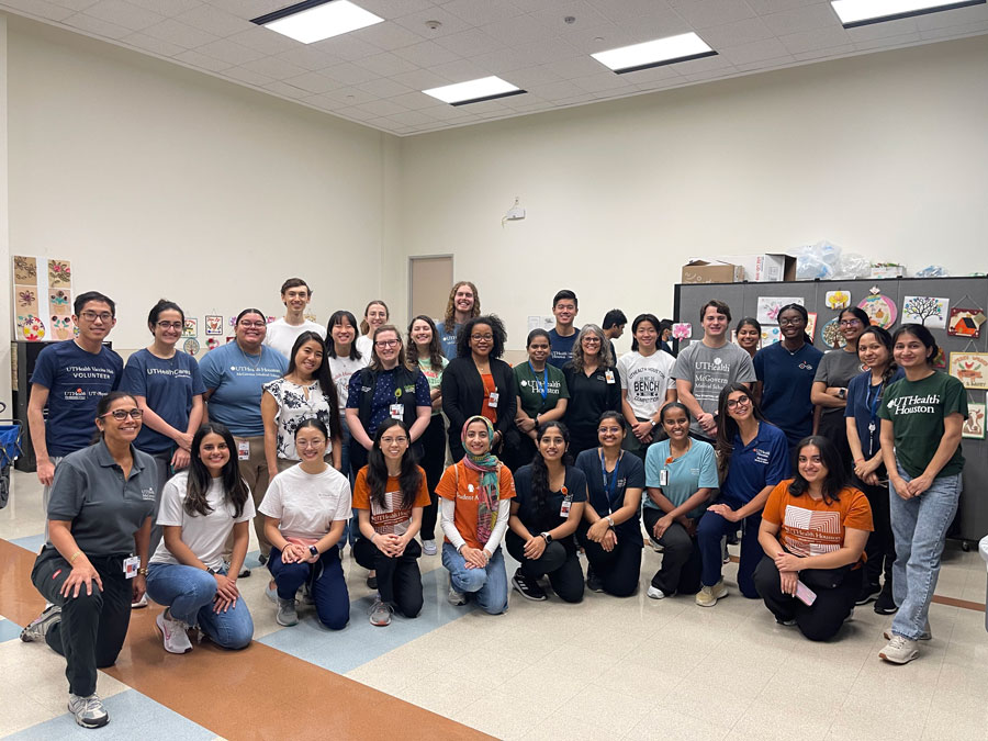 group photo of all student volunteers, leads, and Dr. Iyengar.