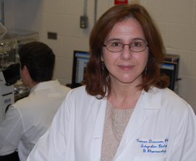 Dr. Dessauer in her laboratory