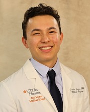 Headshot of Darren Zach