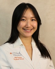 Headshot of Mandy Cao