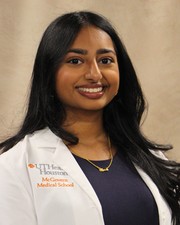 Headshot of Alysaa Cheriyan