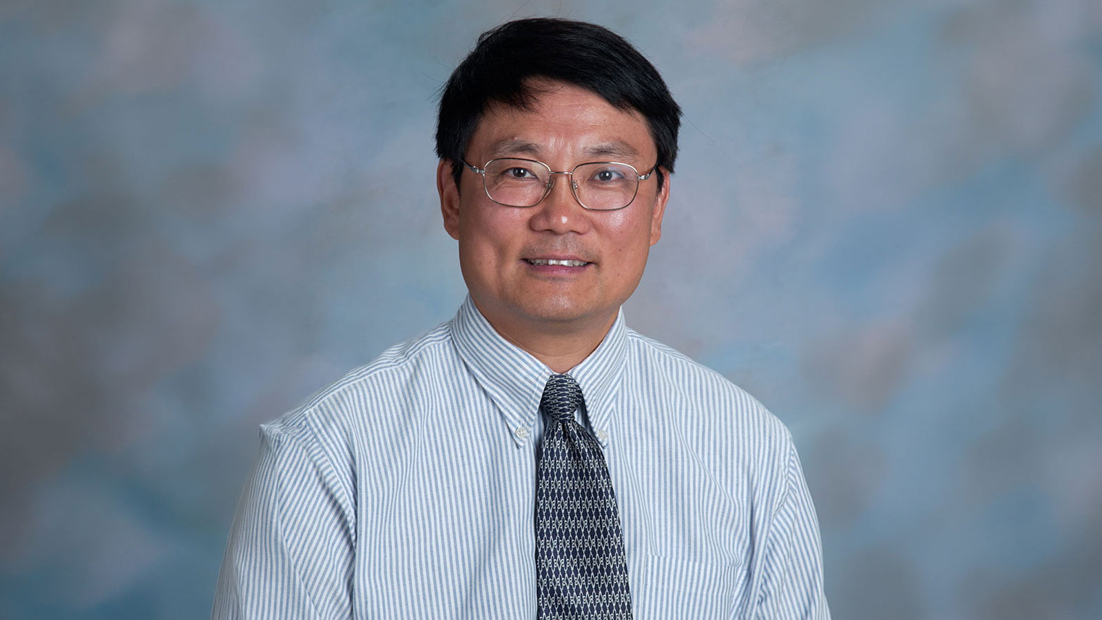 Han Zhang, MD Portrait