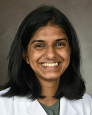 Dr Shivika Chandra, MD