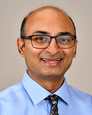 Dr Manuj Kapur