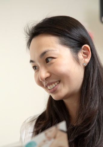 Dr Ying Chen in clinic.