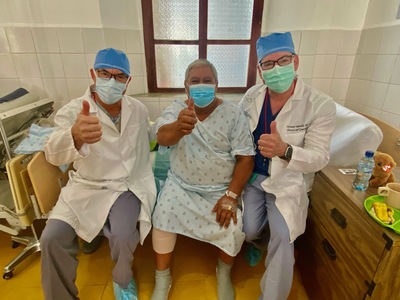 From left: Adam Freedhand, M.D.; a patient nicknamed “Chuck Norris”; and Eric Berkman, M.D. (Photo provided by Dr. Berkman)