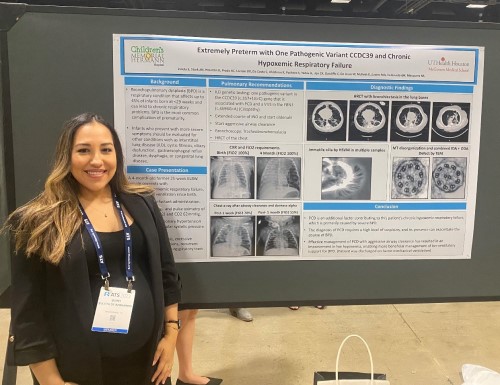 Dr. Zuleta presenting research poster at ATS 2023