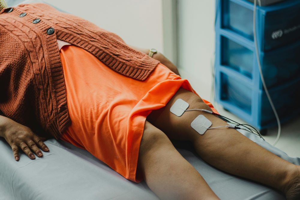 Picture of a patient getting a knee procedure