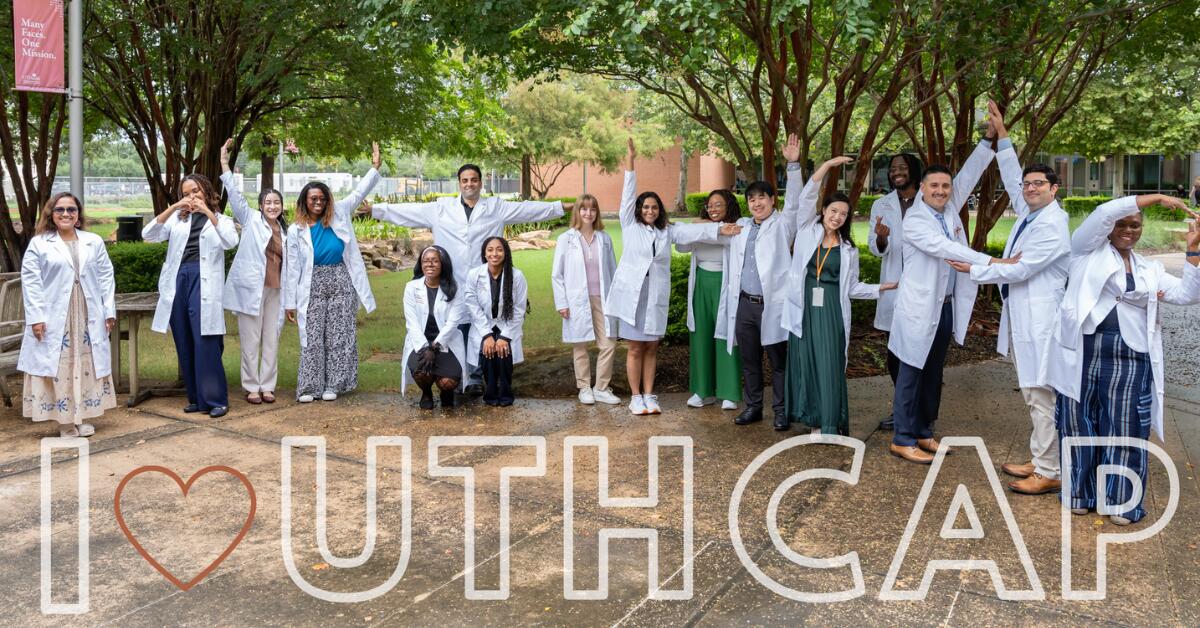 i love UTHCAP group Photo