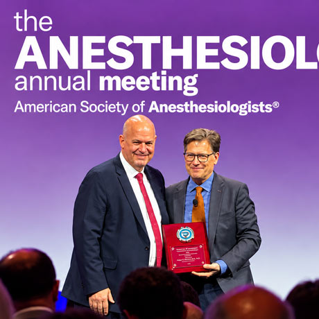 Dr. Holger Eltzschig receives the ASA Excellence in Research Award